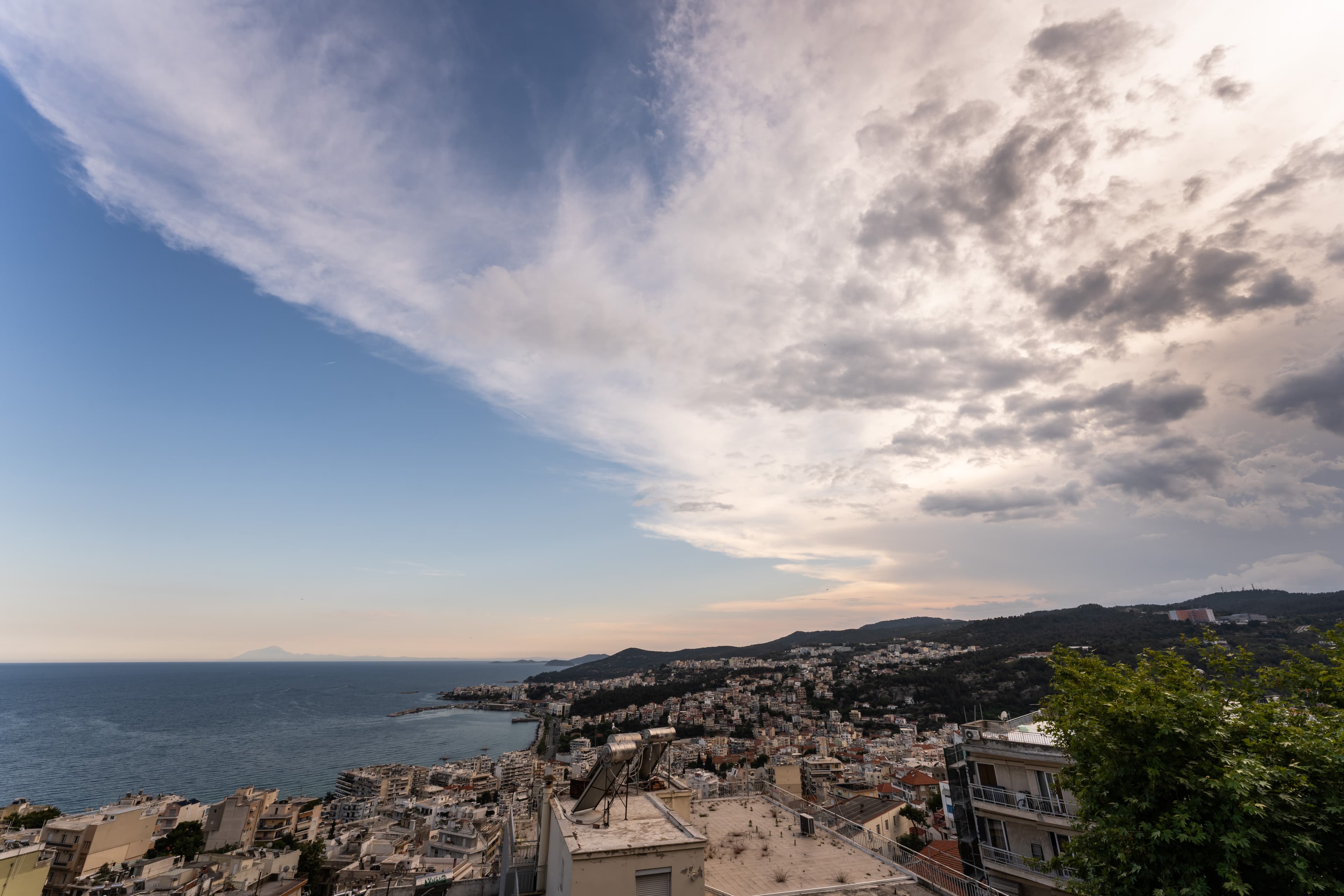 Balconies & views — 4
